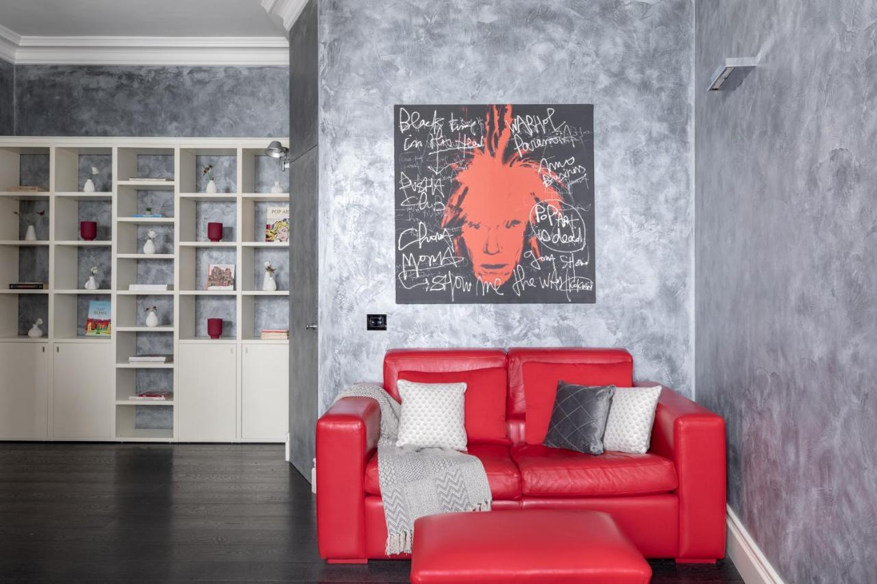 Iflat A Sparkle Of Red In Trastevere Rome Exterior photo
